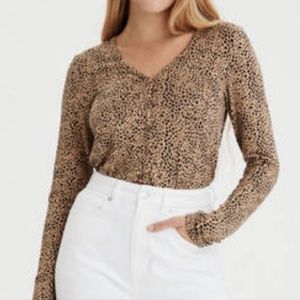 ADORABLE leopard print top